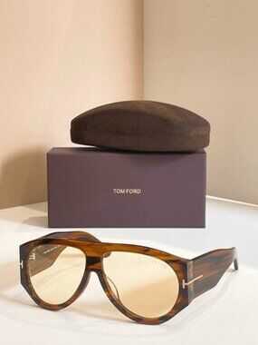 Tom Ford Amber Sunglasses with Case